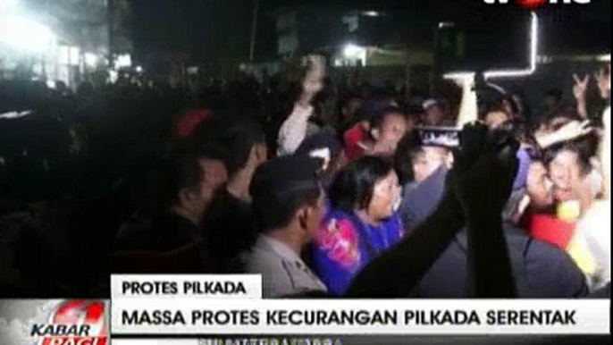 Protes Pilkada Curang, Massa Datangi  KPUD dan Panwaslu di Nias Selatan