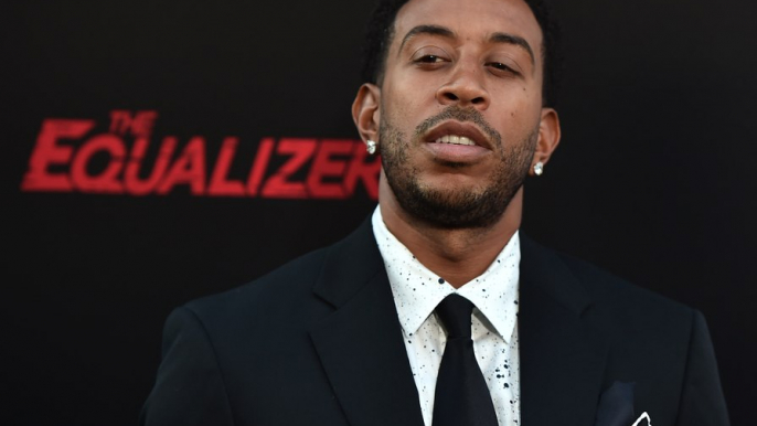 Ludacris Buys Groceries for Woman at Atlanta Whole Foods