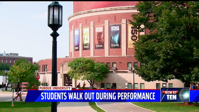 Students Say Comedian's Act at Freshman Orientation was Sexist, Offensive