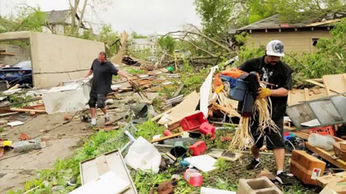 Dat Bizniss & P.R.E. Fly Away (North Minneapolis Tornado Dedication)