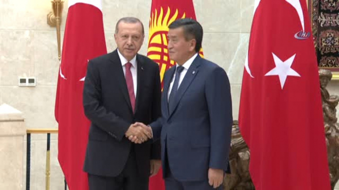 Cumhurbaşkanı Erdoğan, Kırgızistan Cumhurbaşkanı Ceenbeko ile Görüştü