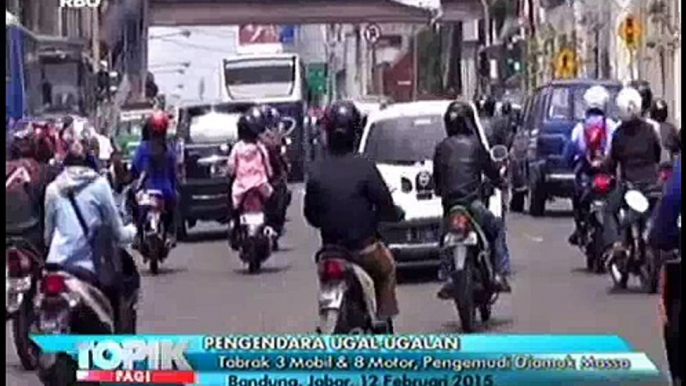 Tabrak 3 Mobil dan 8 Motor, Pengemudi Mobil Diamuk Massa