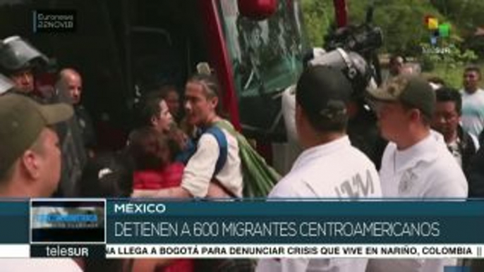 teleSUR noticias. México: migrantes avanzan hacia puente fronterizo