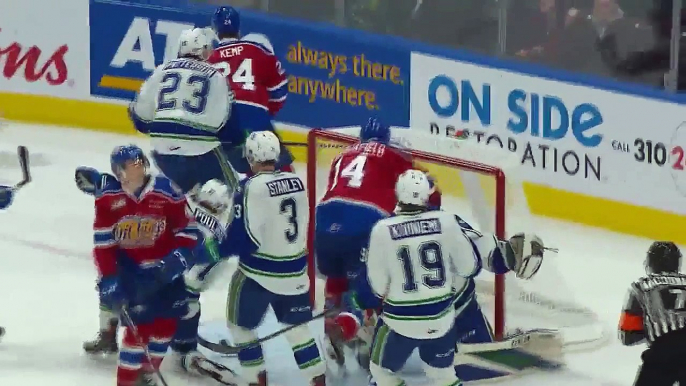 Edmonton Oil Kings defeat Swift Current Bronocs 5-0