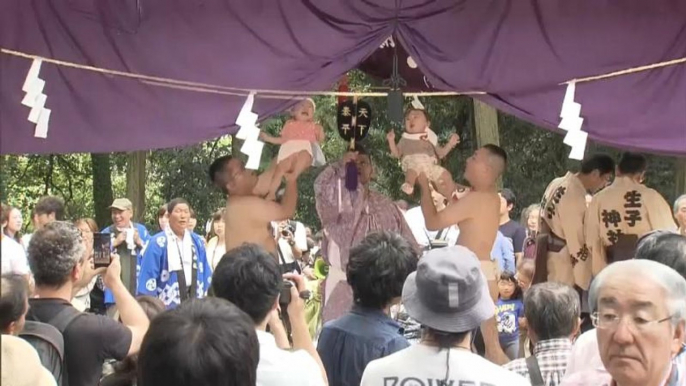 Japon : un concours de pleurs de bébés