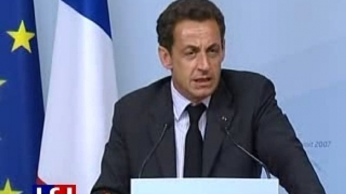 Sarkozy saoul comme un cochon au sommet du G8 juillet 2007