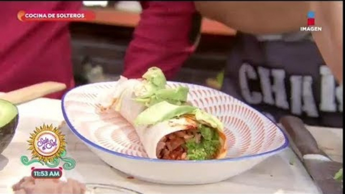 Cocina de Solteros: ¡burritos de chorizo de pescado! | Sale el Sol