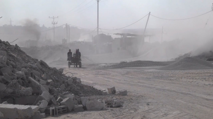 Palestinians recycle rubble from Israeli airstrikes to rebuild Gaza