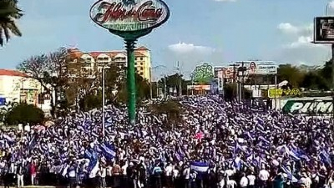 Esta es mi gente mi tierra, encausados y unidos para lograr la libertad que tanto anhelamos todos. No más perpetuidad en el poder, no más violaciones a los dere