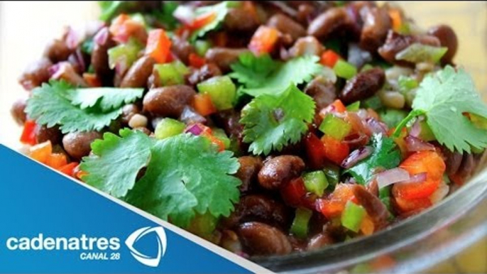 Receta para preparar ensalada con frijoles y calabaza. Receta de ensaladas / Comida mexicana