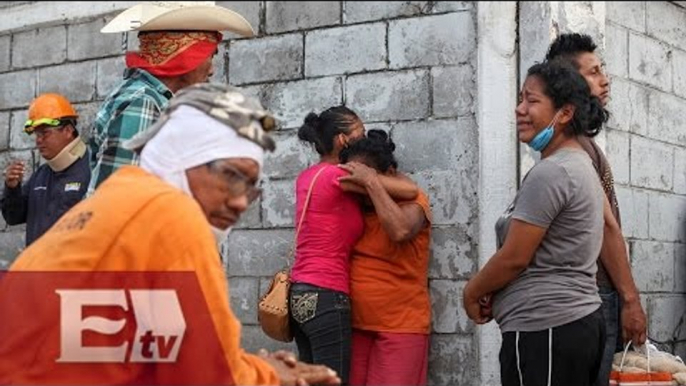 Explosión en Coatzacoalcos: Familiares a la espera de noticias de sus seres queridos/ Atalo Mata