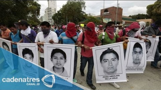 Marchas en todo el país; exigen la aparición de los normalistas de Ayotzinapa