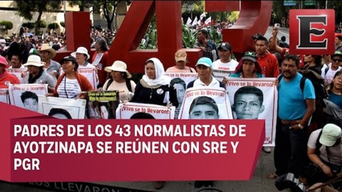 Padres de los 43 normalistas de Ayotzinapa se reunirán con titulares de SRE y PGR