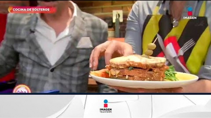 Cocina de solteros: ¡Sándwich de milanesa de pollo y queso! | Sale el Sol