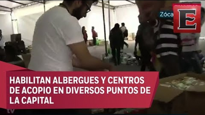 Lleva víveres y herramientas de construcción al centro de acopio del Zócalo capitalino