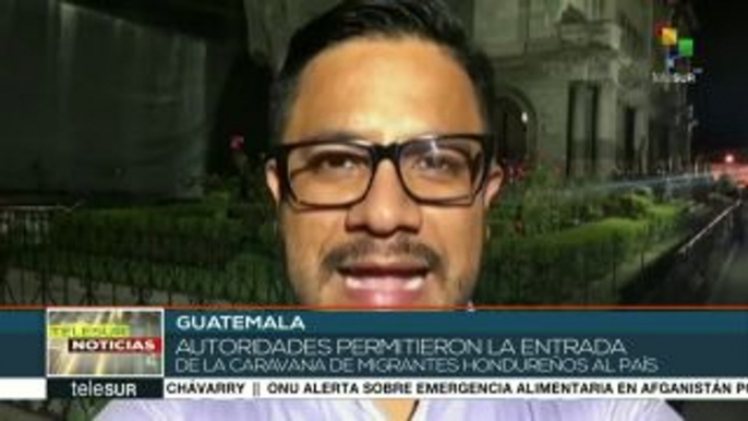 Caravana de migrantes hondureños ingresa a Guatemala