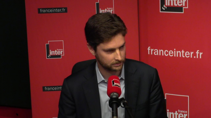 Jérémie Gallon au micro de Mathilde Munos