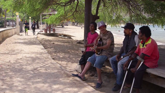 Mai hare'e filme badak ida tan hosi Programa Nabilan Australia nian kona-ba dalan di'ak atu hapara bok feto iha estrada. Labele haluha atu fahe!--------------