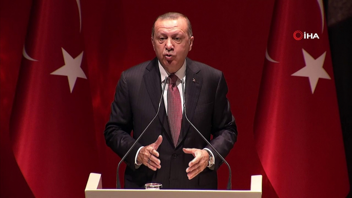 Cumhurbaşkanı Erdoğan: 'Bu 18 kişi Cemal Kaşıkçı'nın kimler tarafından öldürüldüğünü biliyor. Fail bunların içinde. Bunların içinde değilse, yerli işbirlikçi kim bunu açıklayacaksınız'