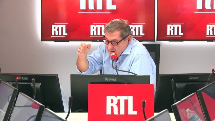 "L'album est disque de platine", confirme Thierry Chassagne sur RTL