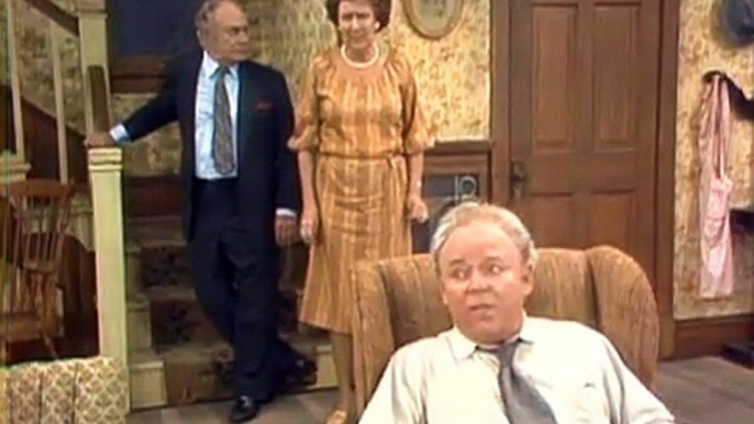 Archie Bunker's Place S1 E14 - The Shabbat Dinner