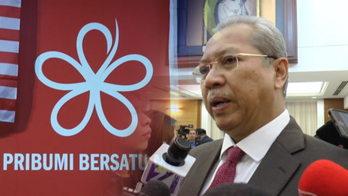 Annuar Musa claims Umno MPs have been asked to join Bersatu