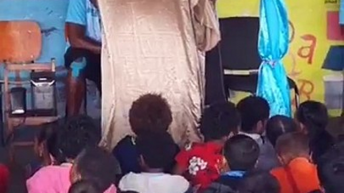 Our Fiji Airways Men's 7s are at Nabua Primary School as part of Oceania Rugby 7s Legacy Programme #TosiViti