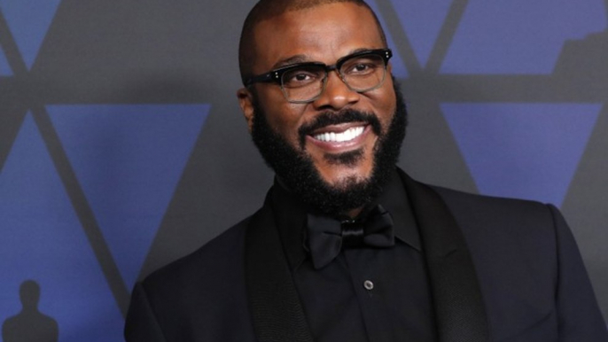 Tyler Perry Drops Over $400K for Walmart Layaway Customers