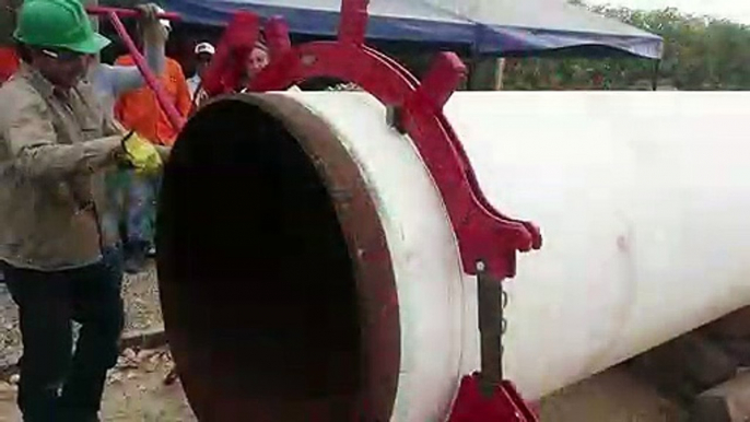 Large Diameter Rotary™ Pipe Cutters Assembly & Use Demo - Reed Manufacturing