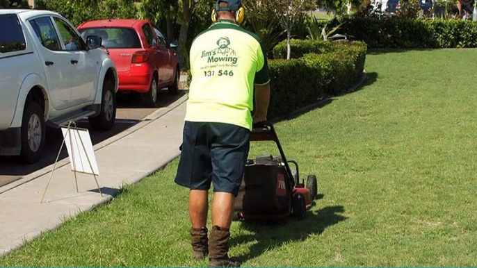 Lawn Mowing in Doncaster | Jims Mowing Melbourne Northeast