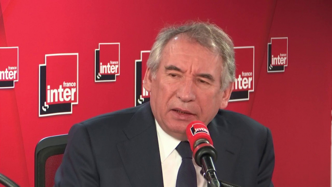 François Bayrou sur la possibilité du rapatriement des djihadistes français : “Si on pouvait traiter de leur situation sur place, là où ils ont commis leur forfait ou là où ils ont fait prendre des risques, ce serait mieux.” #le79Inter