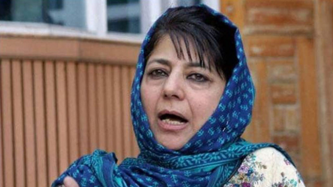 Jammu में Muslims को कौन दे रहा धमकी, Mehbooba Mufti ने Governer से मांगी ये मदद | वनइंडिया हिंदी