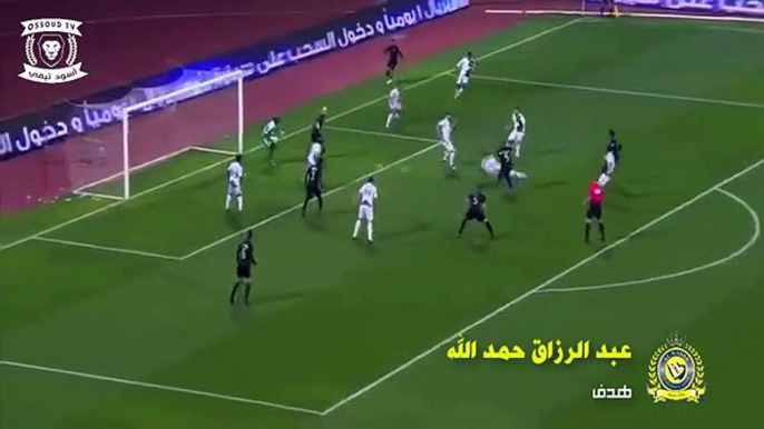 شاهد حمد الله يواصل هوايته التهديفية ويسجل هدف عالمي في الدوري السعودي