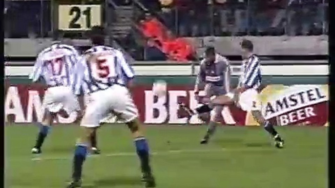 Heerenveen v. Olympique Lyon 25.10.2000 Champions League 2000/2001 highlights