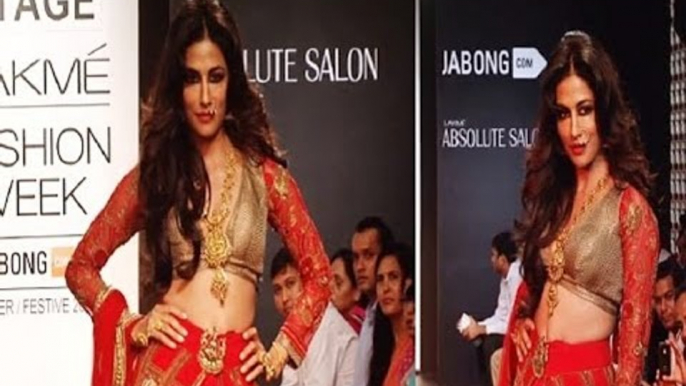 Chitrangada Singh Ramp Walk Clip | Latest bollywood Celebrity Updates