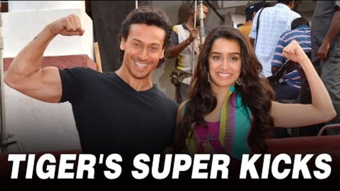 Tiger Tries To Impress Shraddha With His Martial Arts Skills