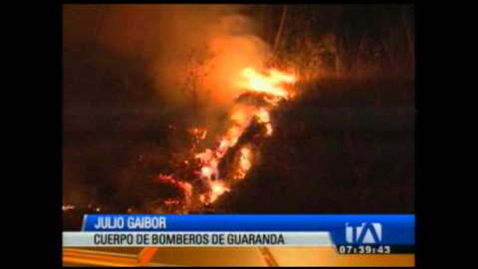 Incendio forestal afecta cerca de dos hectáreas de pajonal en Guaranda