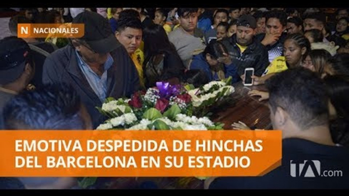 En el Estadio Banco del Pichincha se vivió un masivo y sentido velatorio - Teleamazonas