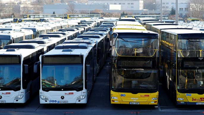 Streik in Berlin: Zu Fuß oder per Rad statt mit U-Bahn oder Bus