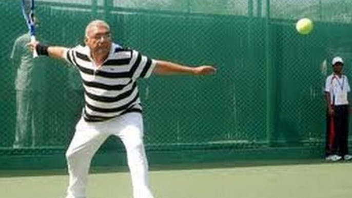 Hooda struts stuff against tennis legend Becker - NewsX