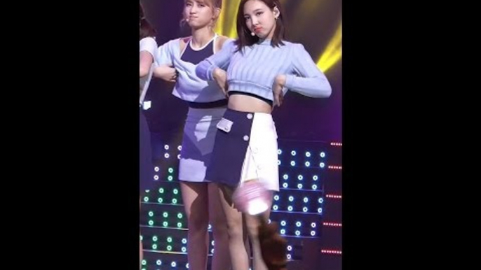 [MPD직캠] 트와이스 나연 직캠 TT TWICE Na Yeon Fancam @엠카운트다운_161110