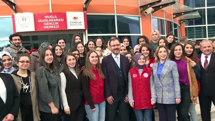 Kasapoğlu, Kredi Yurtlar Kurumunda kalan öğrencilerin aileleri ile görüştü - MUĞLA