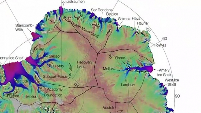 Scientists May Have Solved Mystery Of Bizarre Green Icebergs in Antarctica