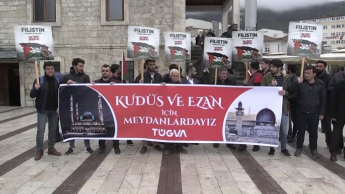 Yeni Zelanda'daki İki Camiye Terör Saldırısı Protesto Edildi