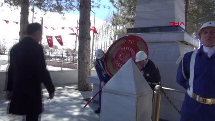 Van ve Bitlis'te Çanakkale Şehitleri Anıldı-Bitlis