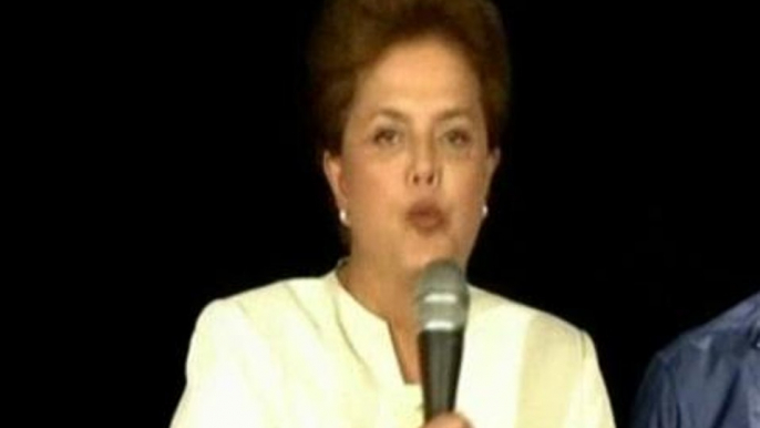 Dilma Rousseff gana pero deberá acudir a la segunda vuelta en Brasil