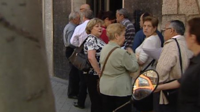 Cientos de afectados por las preferentes de Bankia piden información sobre el arbitraje