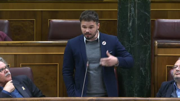 Rufián ofrece ayuda al Gobierno para intentar evitar que los "tres jinetes del apocalipsis" estén a las puertas de Moncloa