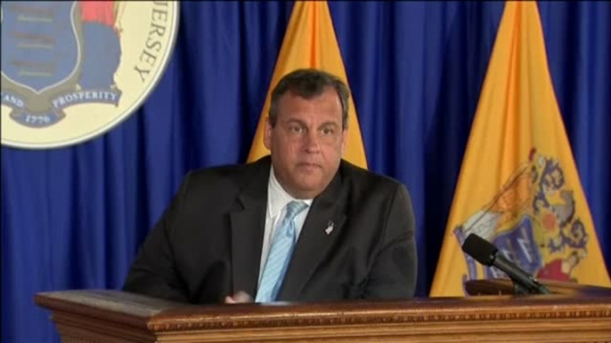 El gobernador de Nueva Jersey, "cazado" en una playa que había cerrado al público