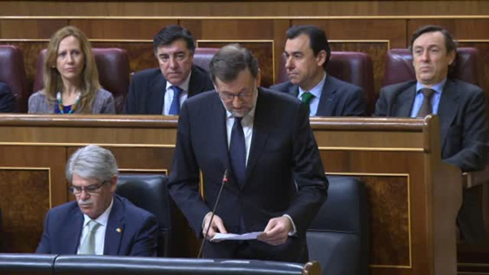 Rajoy responde a la pregunta de Iglesias sobre corrupción: "Menos mal que usted no es Robespierre"